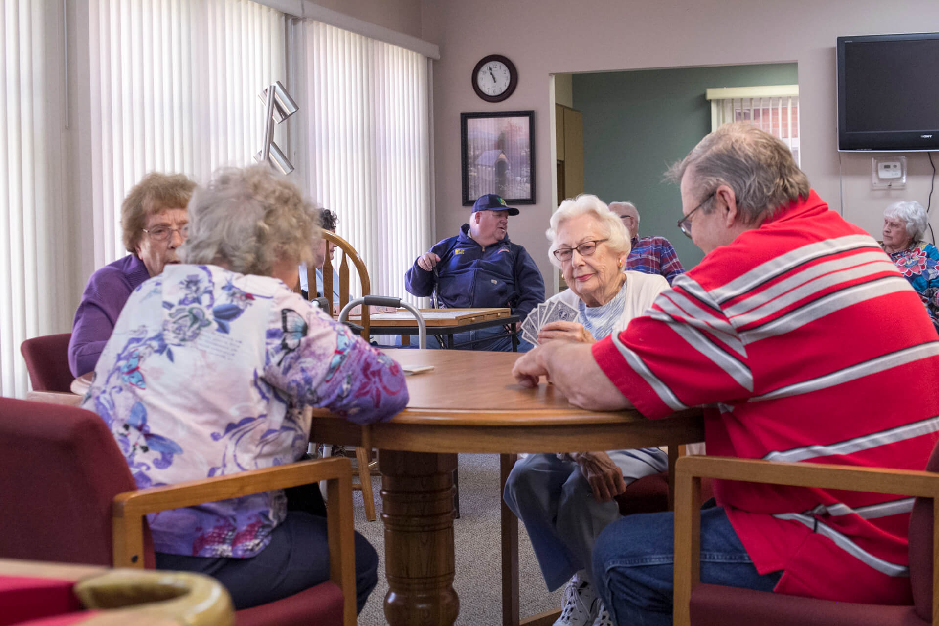 Our residents love gathering to play cards.